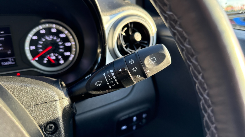 Hyundai i10 1.0 MPi Premium 5dr Auto Petrol Hatchback